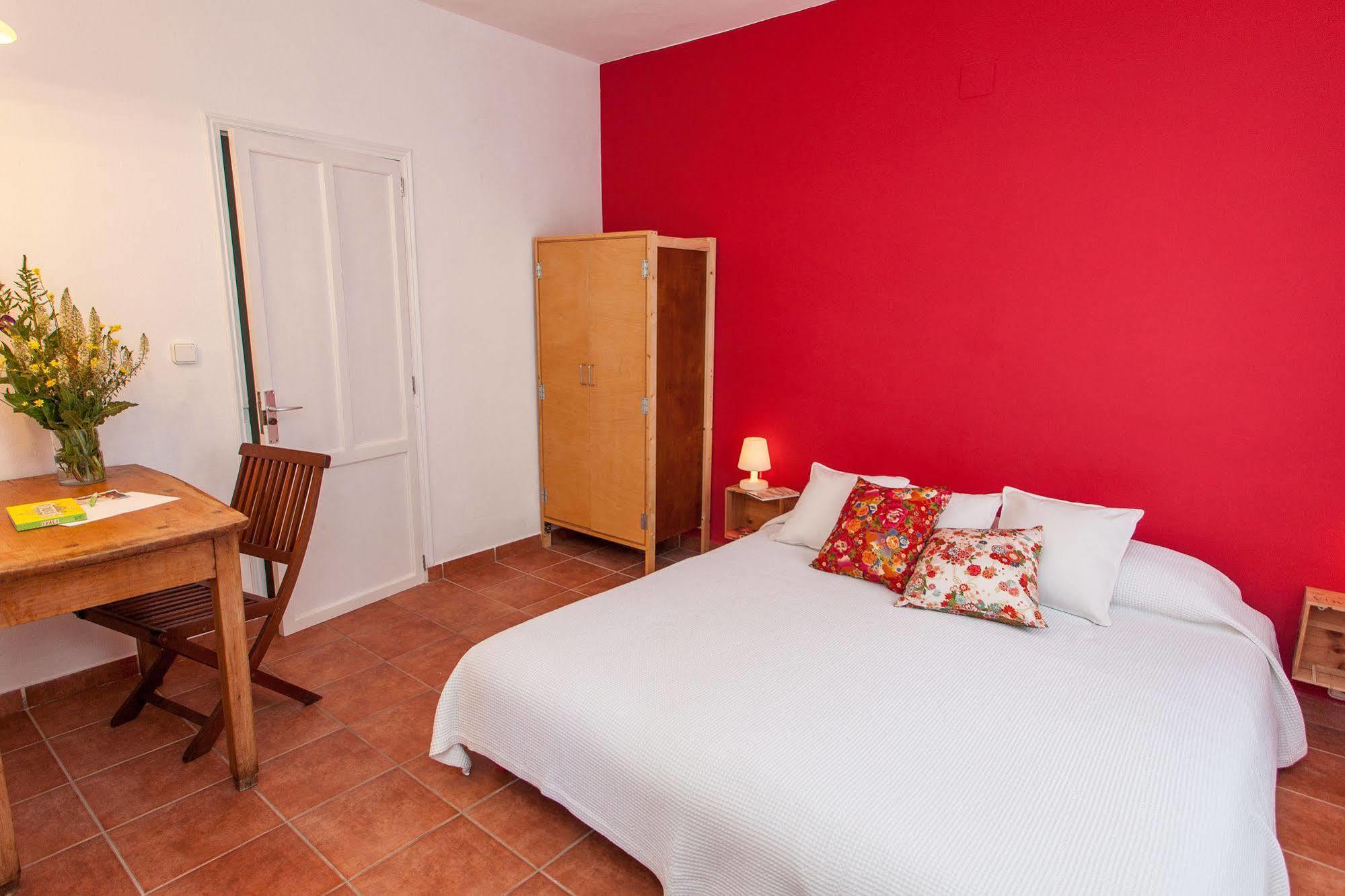 Cosmos Grand Hostal Sant Francesc de s'Estany Экстерьер фото