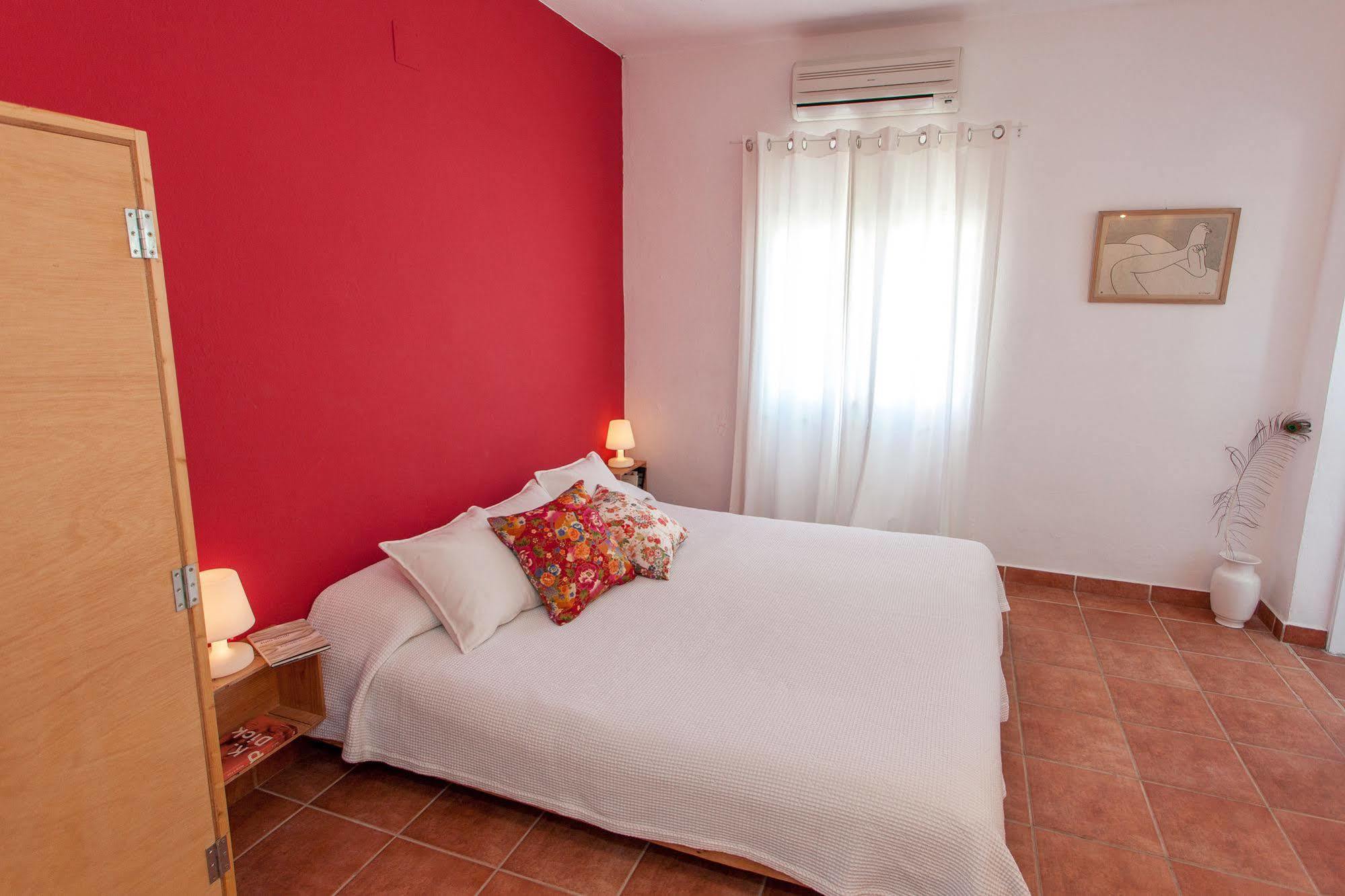 Cosmos Grand Hostal Sant Francesc de s'Estany Экстерьер фото