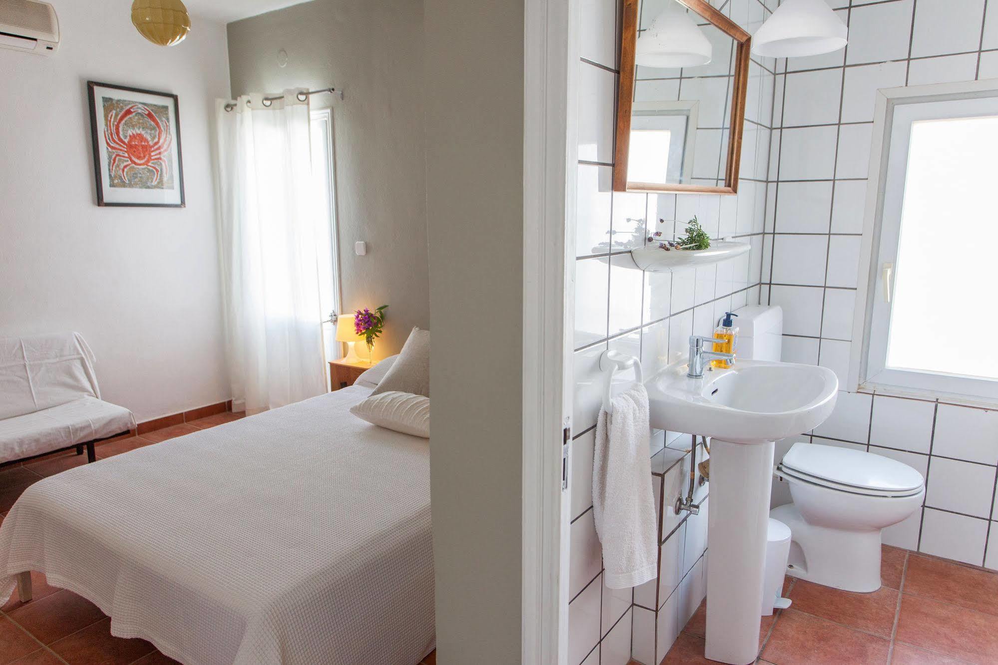 Cosmos Grand Hostal Sant Francesc de s'Estany Экстерьер фото